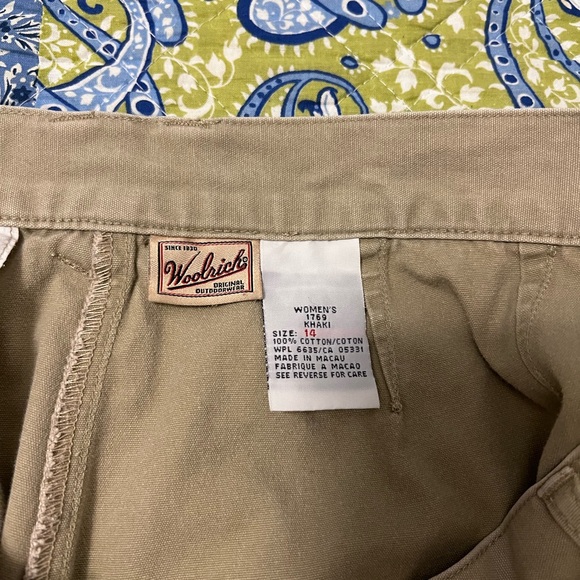 Woolrich Women’s Trail Shorts - Picture 5 of 6